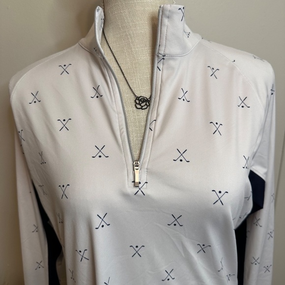 White and Navy Golf - Picture 3 of 6